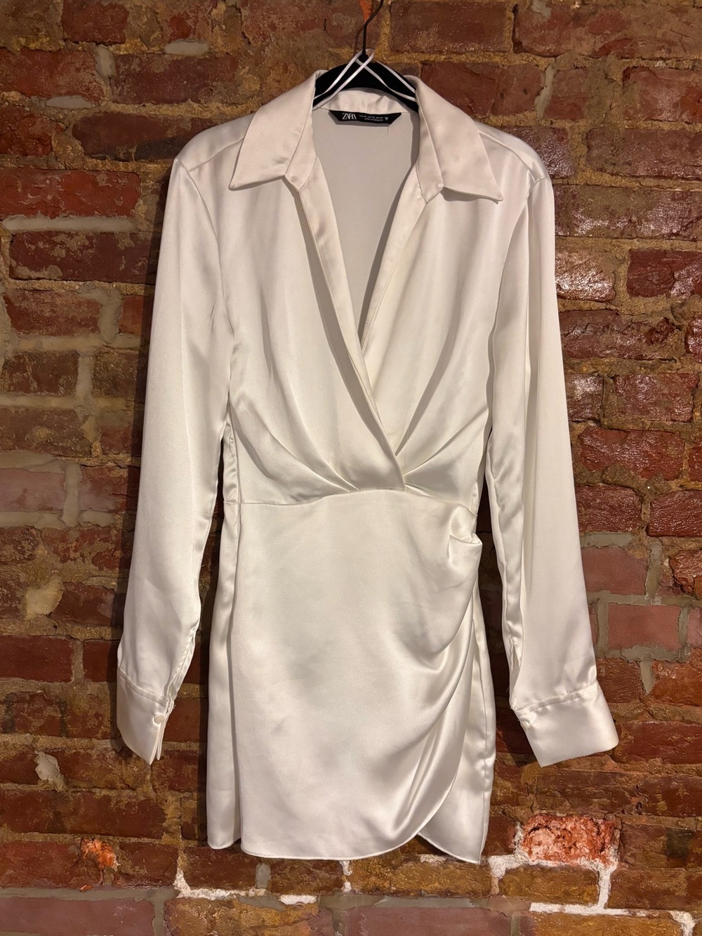 Zara Off-White Satin Long Sleeve Dress